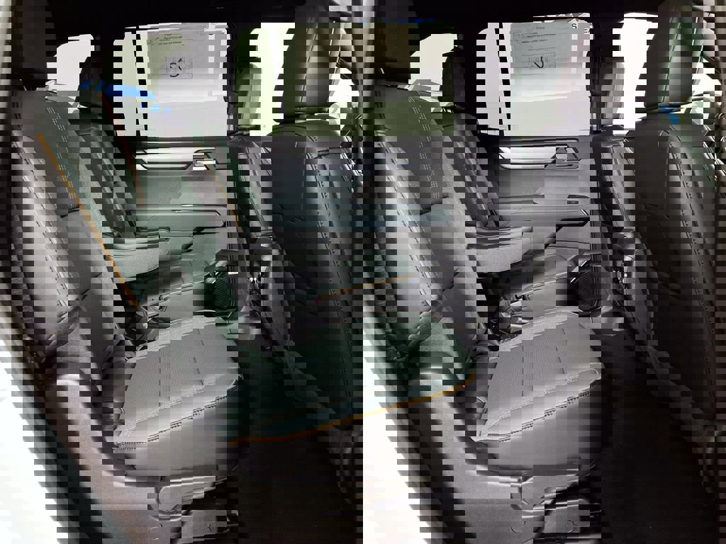 New 2026 GMC Acadia AT4 w/ Luxury Package image 24