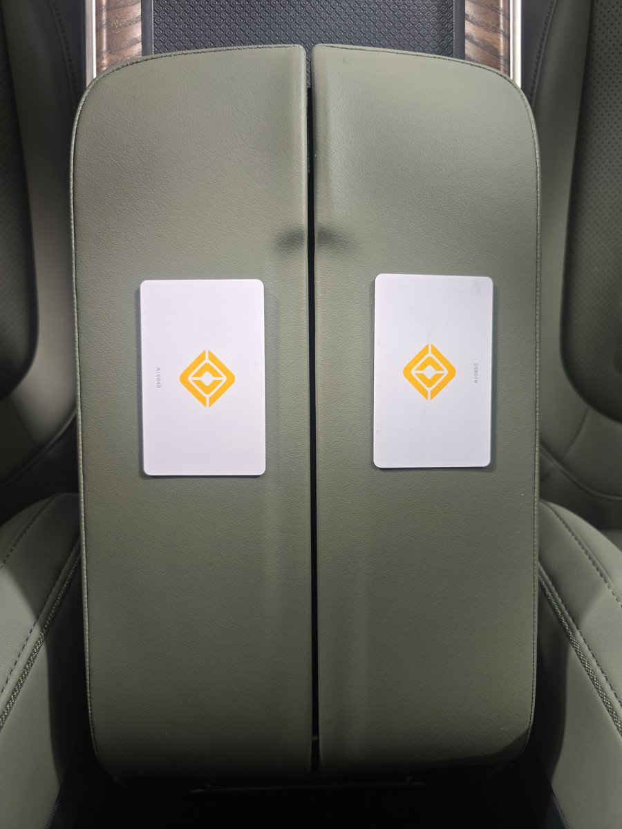 Used 2023 Rivian R1T Adventure AWD/4WD image 29