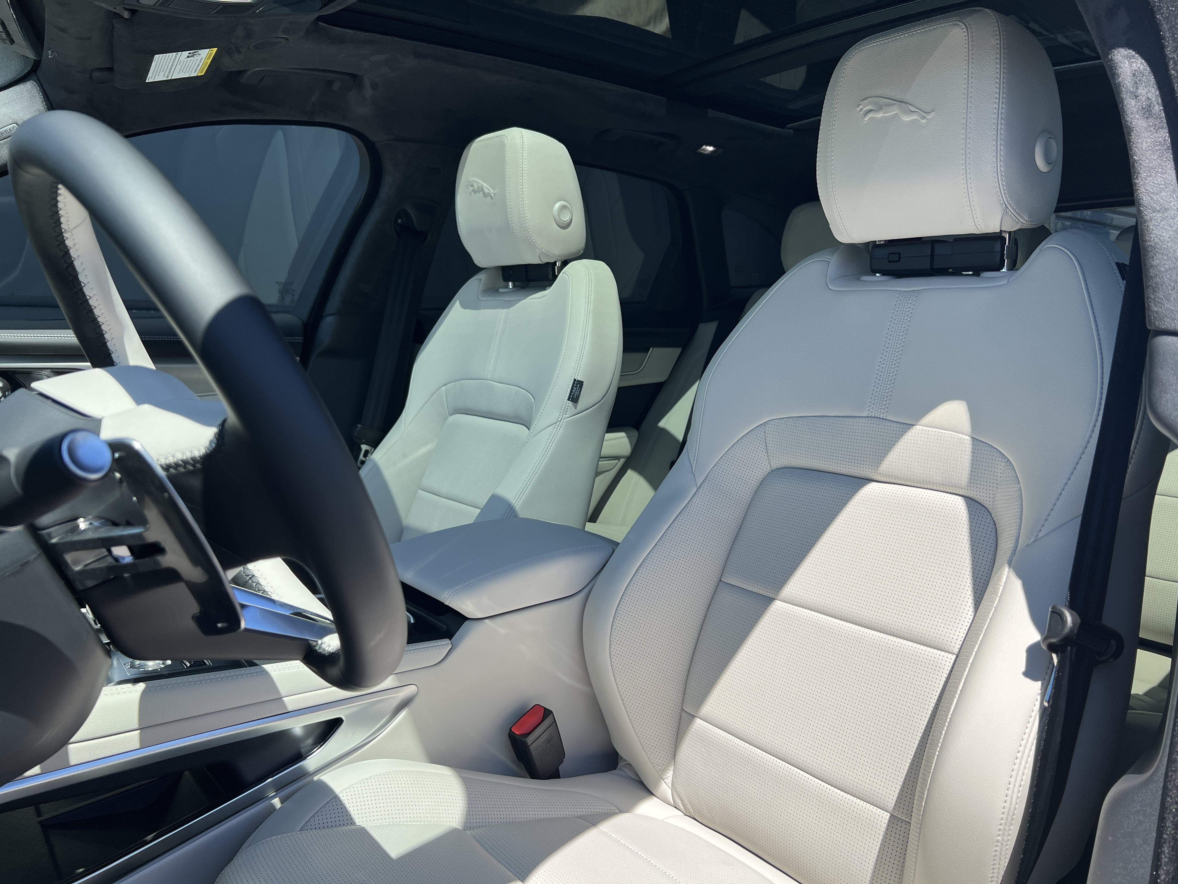 New 2025 Jaguar F-PACE R-Dynamic S AWD/4WD image 20