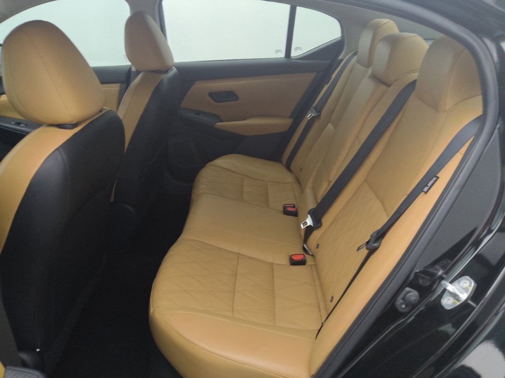 Used 2024 Nissan Sentra SV w/ SV Premium Package FWD image 18