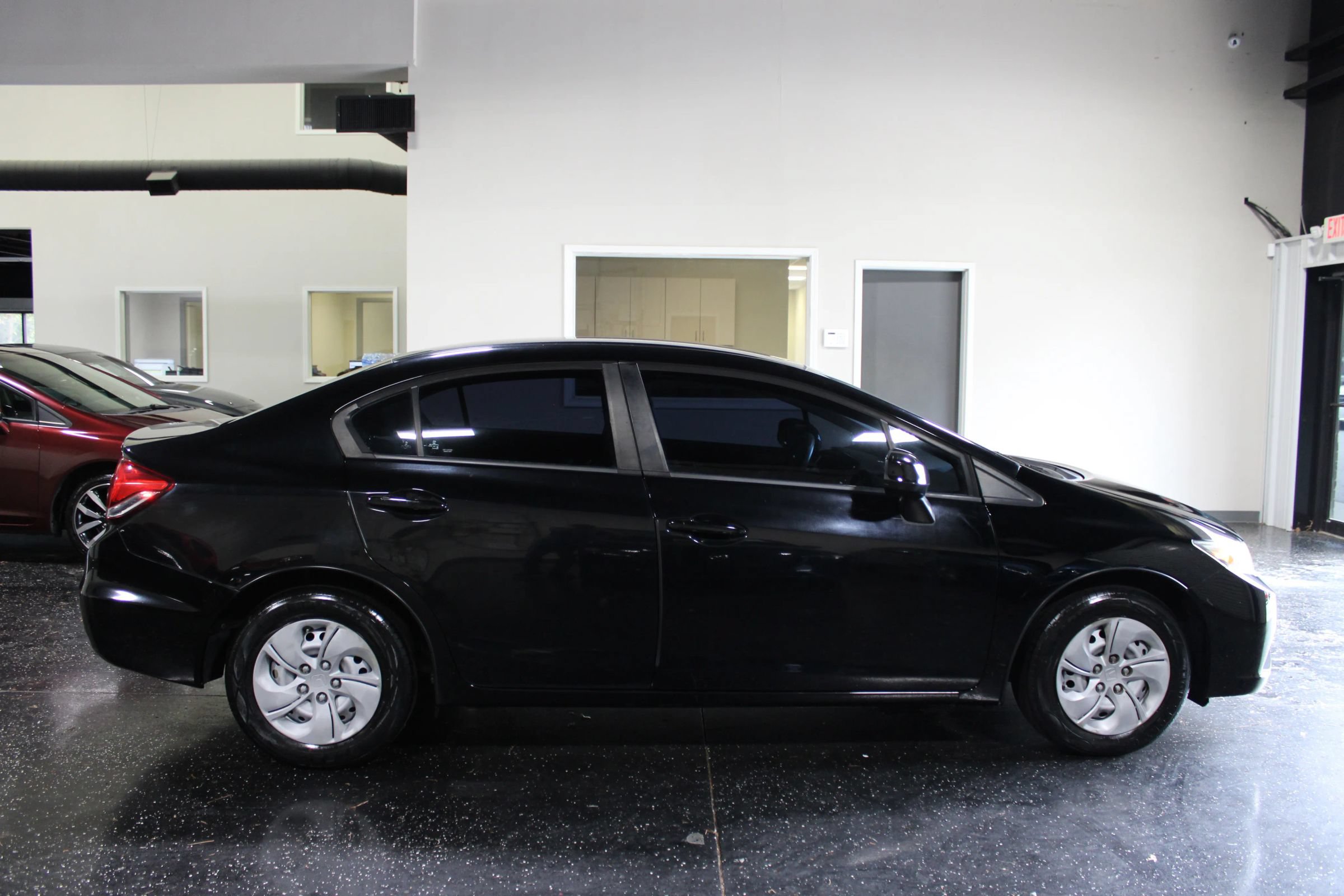Used 2013 Honda Civic LX image 2
