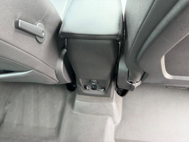 Used 2016 Ford Transit Connect XL FWD image 12