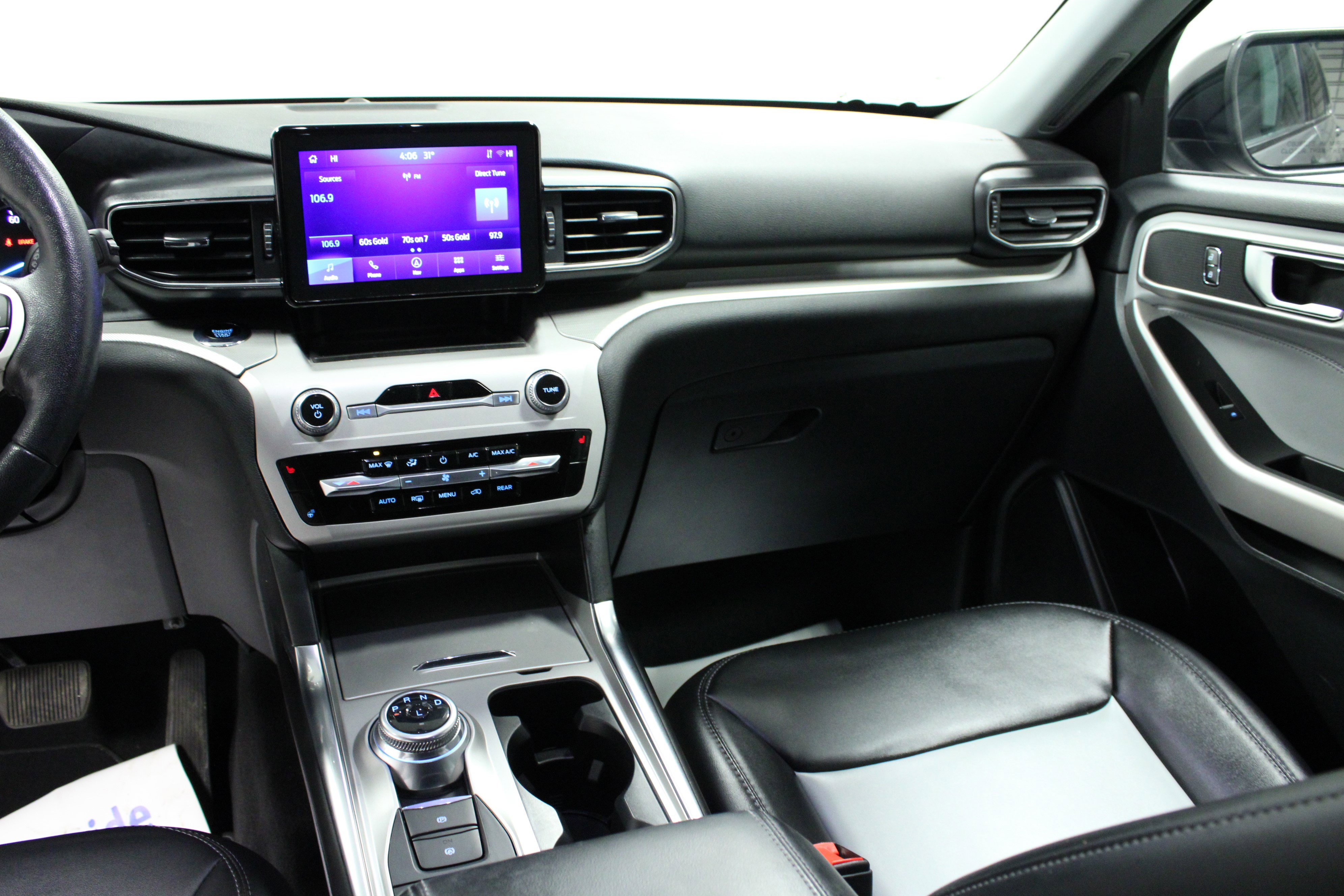 Used 2023 Ford Explorer XLT w/ Equipment Group 202A image 20