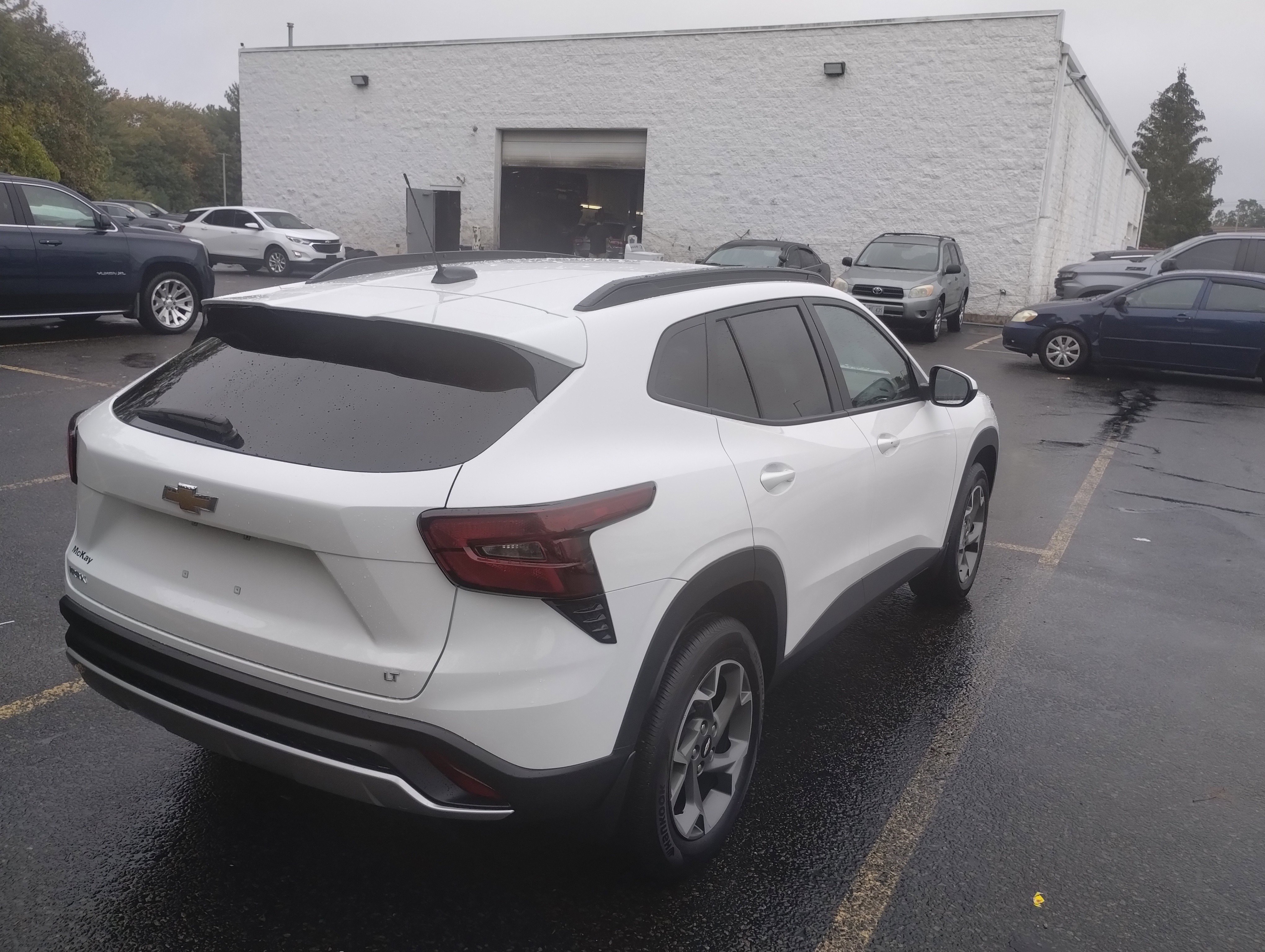 Used 2024 Chevrolet Trax LT w/ Driver Confidence Package image 3