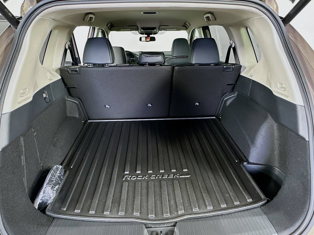 New 2026 Nissan Rogue SV w/ Rock Creek Premium Package AWD/4WD image 31