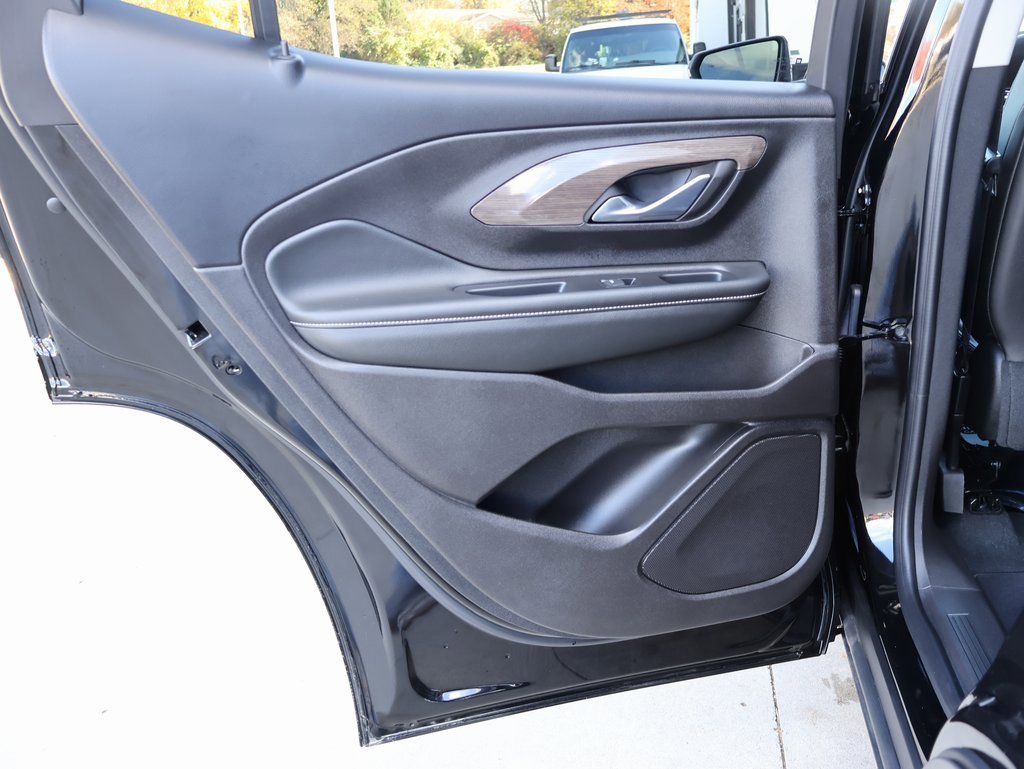 Certified 2024 GMC Terrain Denali w/ Denali Premium Package image 26
