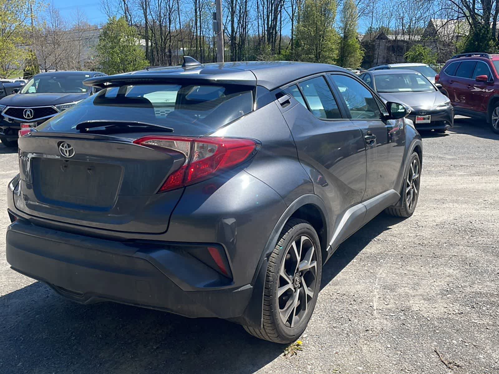 Used 2018 Toyota C-HR XLE FWD image 10