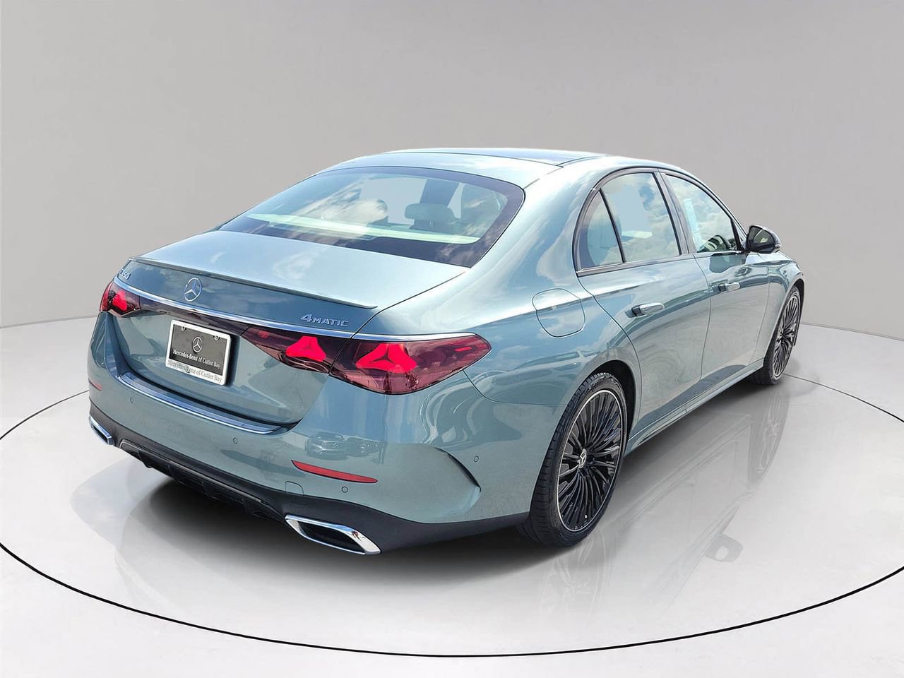 New 2026 Mercedes-Benz E 350 4MATIC Sedan image 6