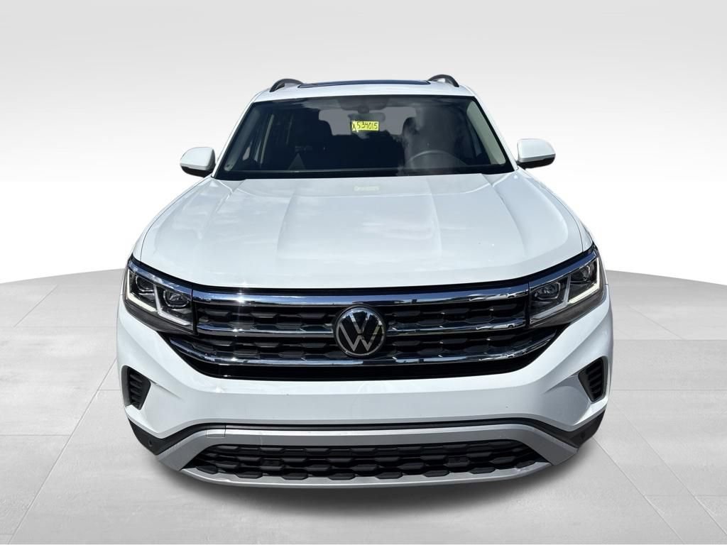 Used 2022 Volkswagen Atlas SE w/ Panoramic Sunroof Package AWD/4WD image 3