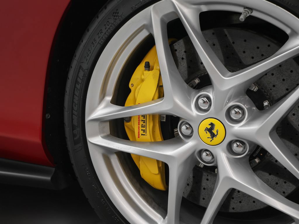 Certified 2022 Ferrari Roma RWD image 13