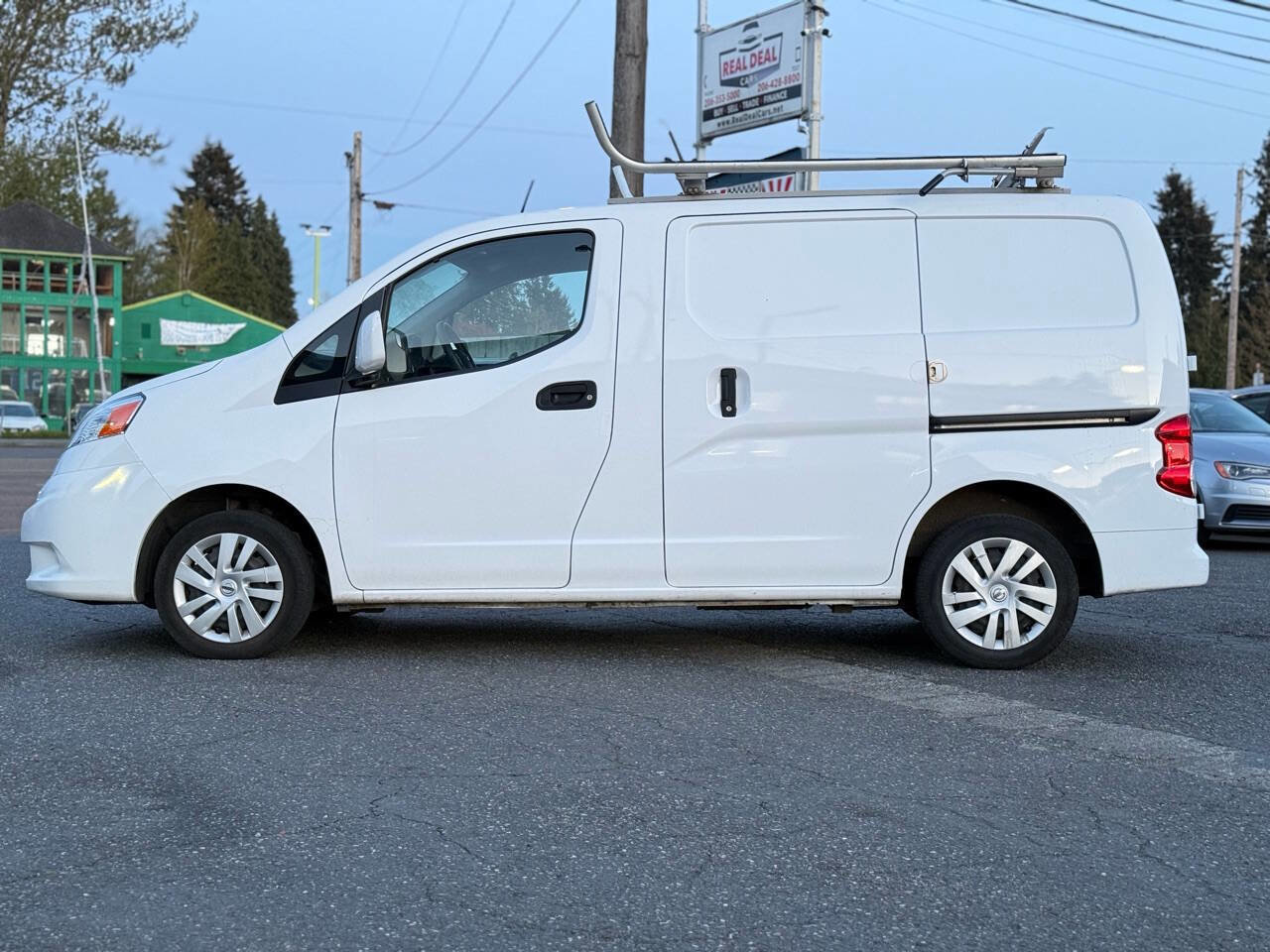 Used 2021 Nissan NV200 SV FWD image 4