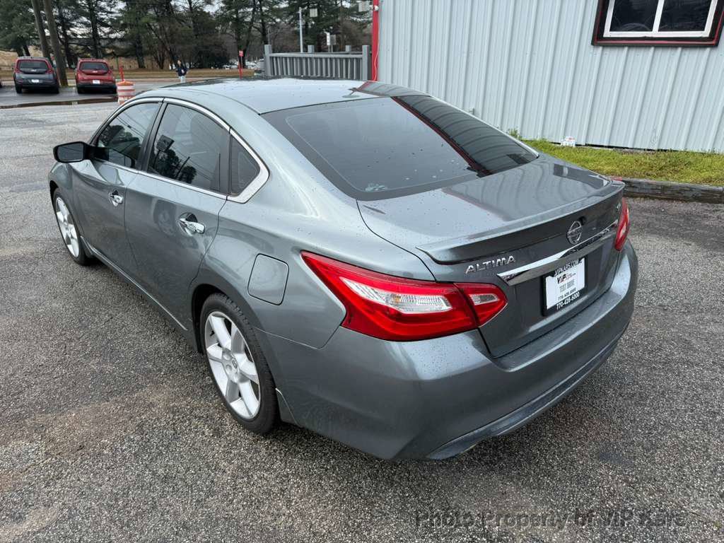 Used 2016 Nissan Altima 2.5 SR FWD image 7