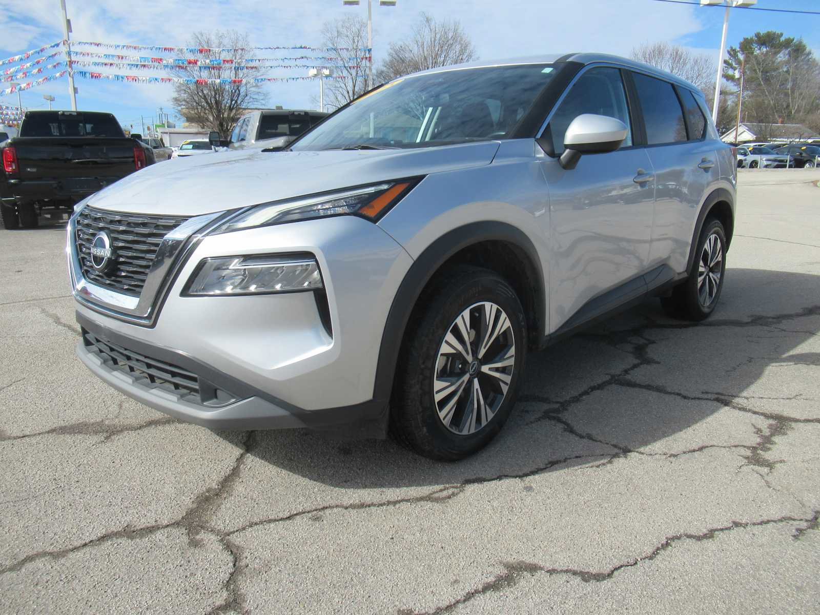 Used 2023 Nissan Rogue SV