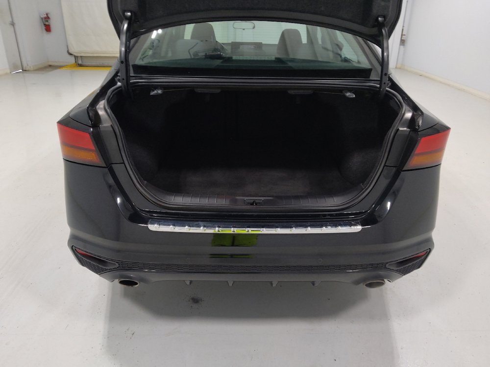 Used 2023 Nissan Altima 2.5 SV w/ SV Premium Package image 29