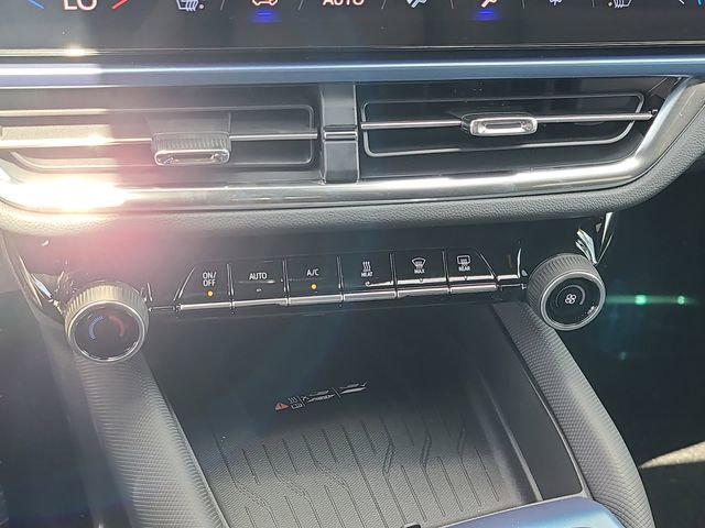 New 2026 Chevrolet Equinox EV LT w/ LPO, Blackout Package image 26