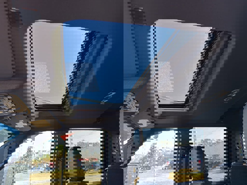 New 2026 GMC Sierra 2500 AT4 w/ AT4 Premium Plus Package image 17