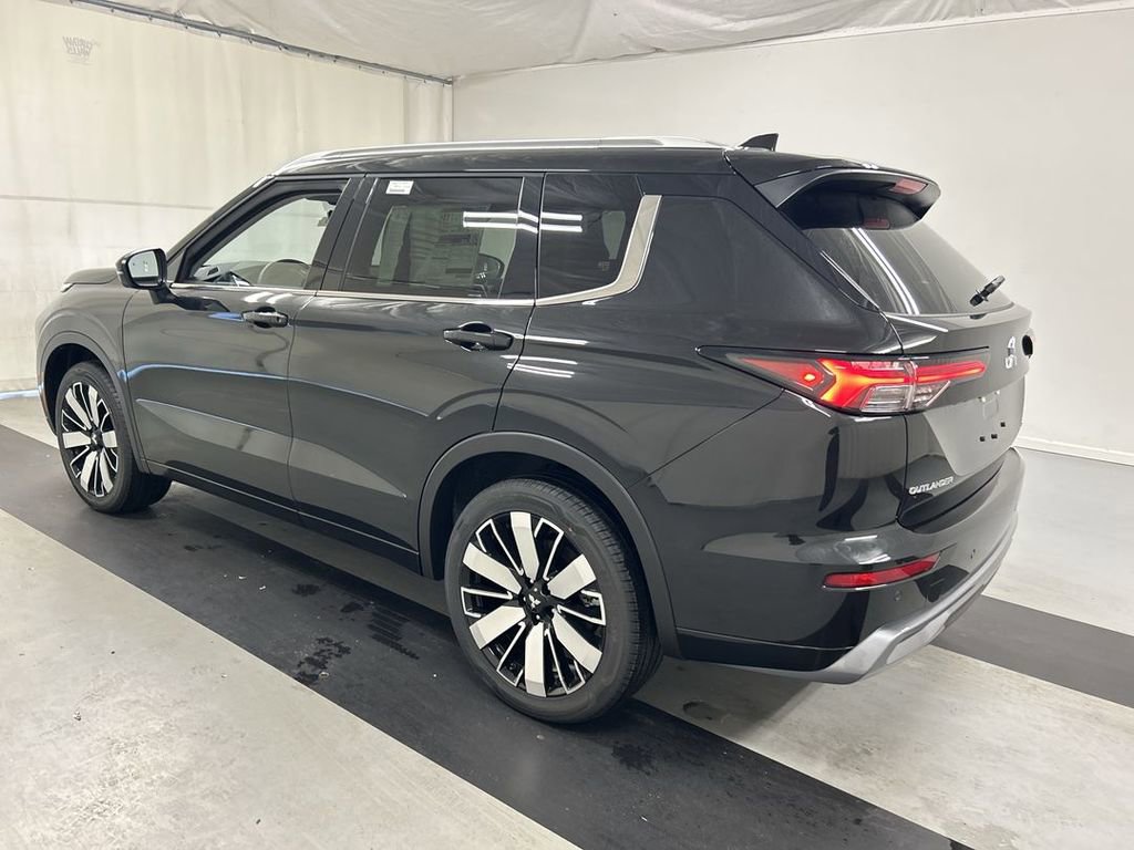 New 2026 Mitsubishi Outlander SEL AWD/4WD image 7