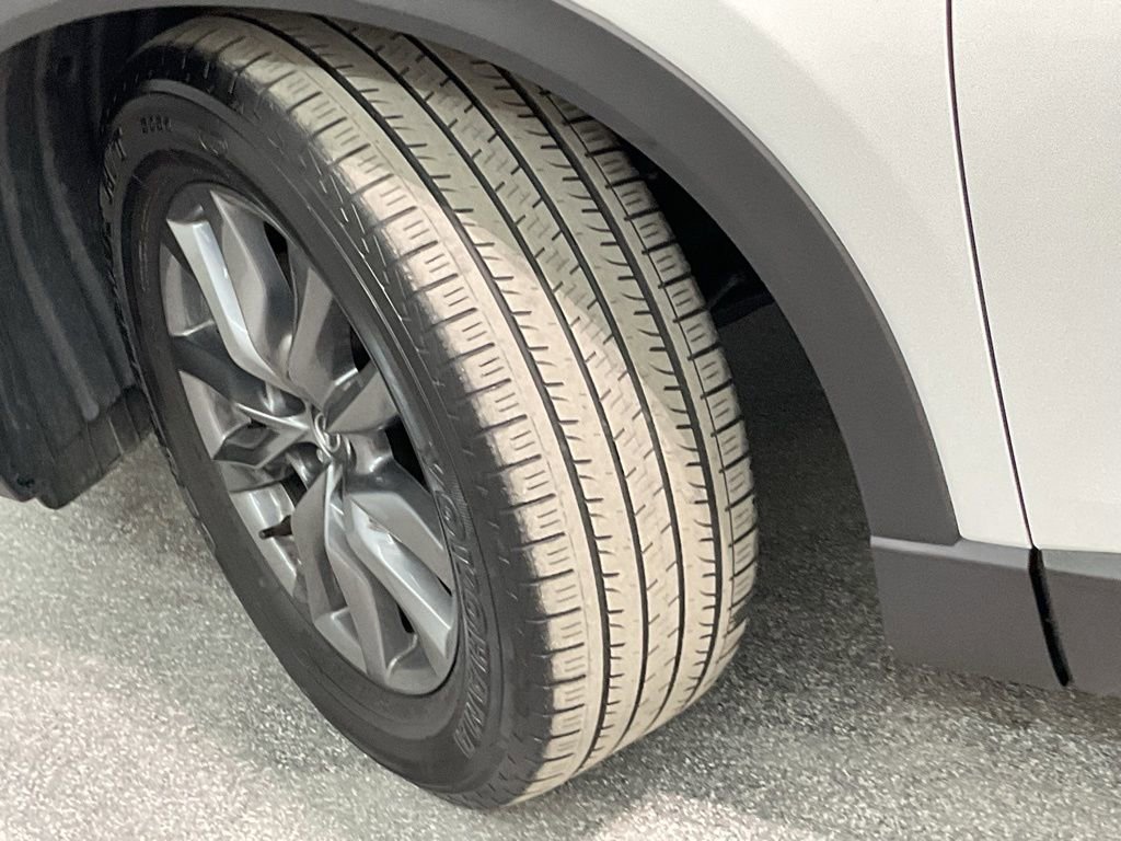 Used 2023 MAZDA CX-9 Touring image 33