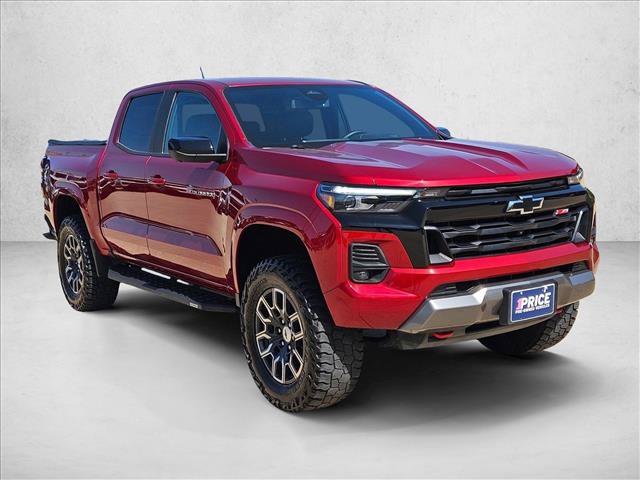 Used 2023 Chevrolet Colorado Z71 w/ Z71 Convenience Package 2 AWD/4WD image 3