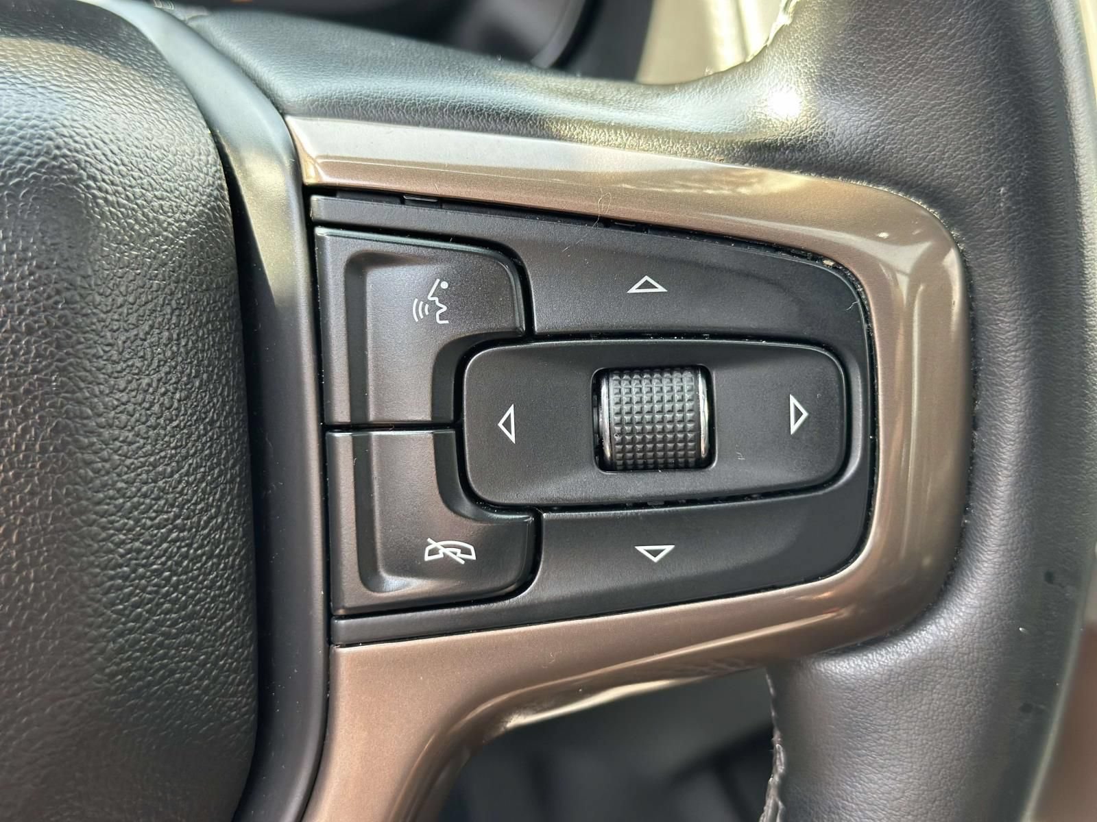 Certified 2023 Chevrolet Tahoe High Country AWD/4WD image 18