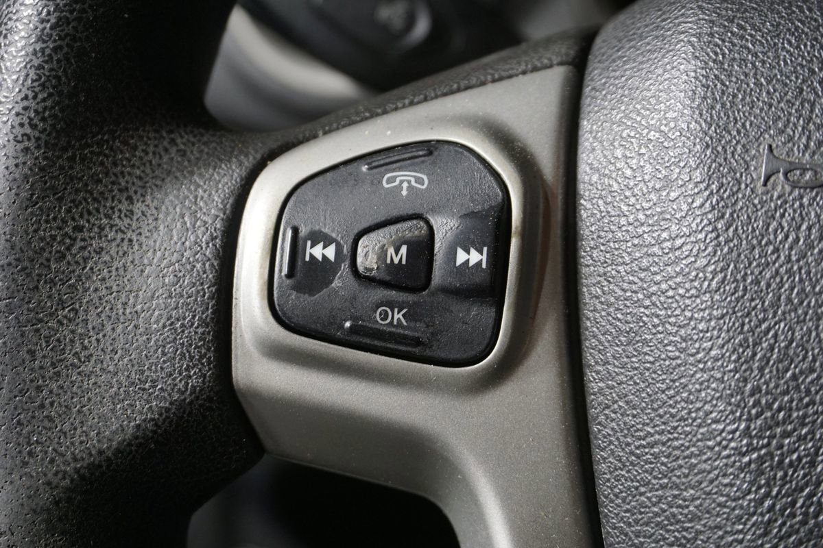 Used 2011 Ford Fiesta SE w/ 201A Rapid Spec Order Code FWD image 12