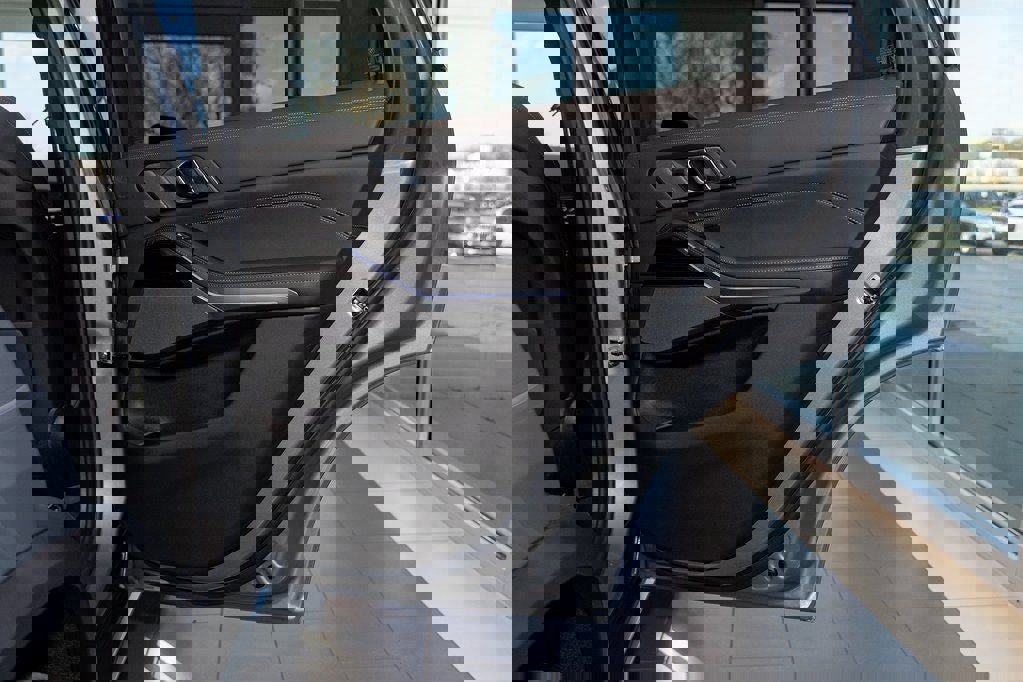 New 2026 BMW X5 xDrive40i image 36