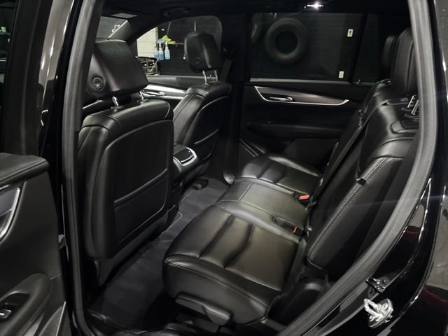 Certified 2025 Cadillac XT6 Luxury FWD image 16