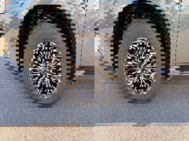 New 2026 Nissan Armada Platinum image 9