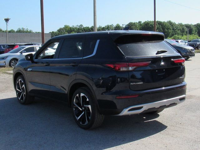 New 2025 Mitsubishi Outlander SE image 5