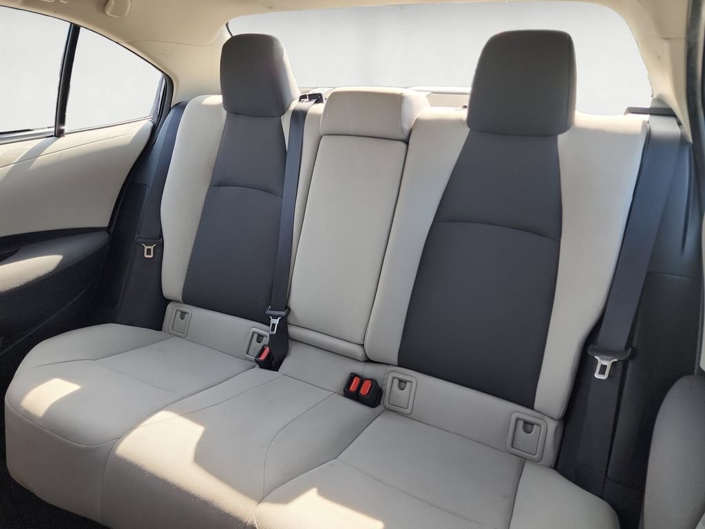 Used 2021 Toyota Corolla LE w/ Carpet Mat Package (TMS) FWD image 14