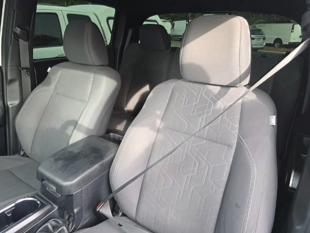 Used 2019 Toyota Tacoma TRD Sport AWD/4WD image 8