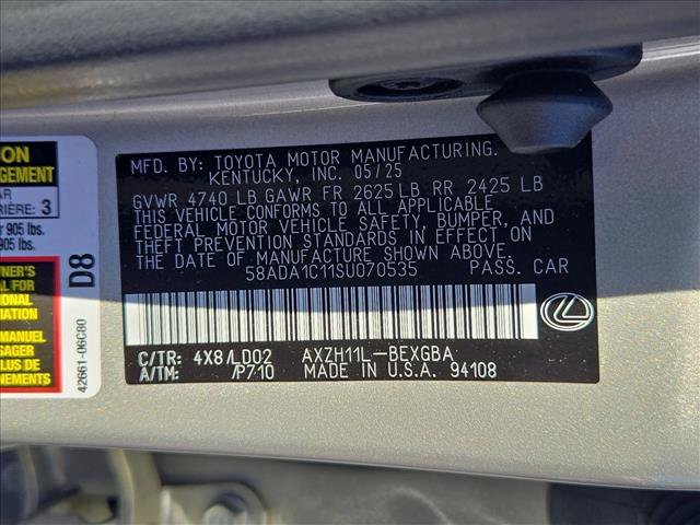 Used 2025 Lexus ES 300h w/ Premium Package FWD image 24