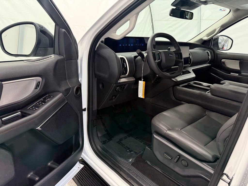 New 2025 Ford Expedition Max Active image 37
