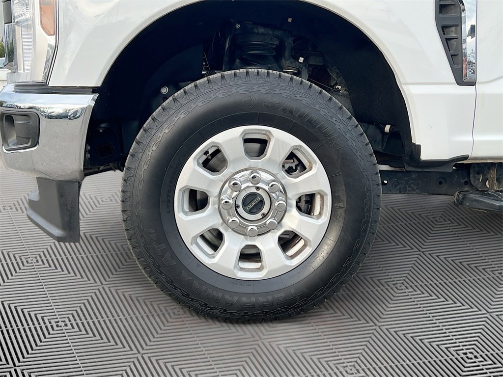 Used 2024 Ford F250 XLT image 28
