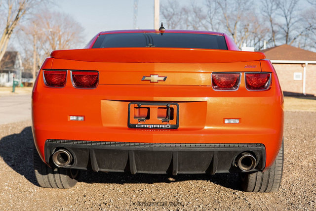 Used 2010 Chevrolet Camaro SS w/ RS Package RWD image 7