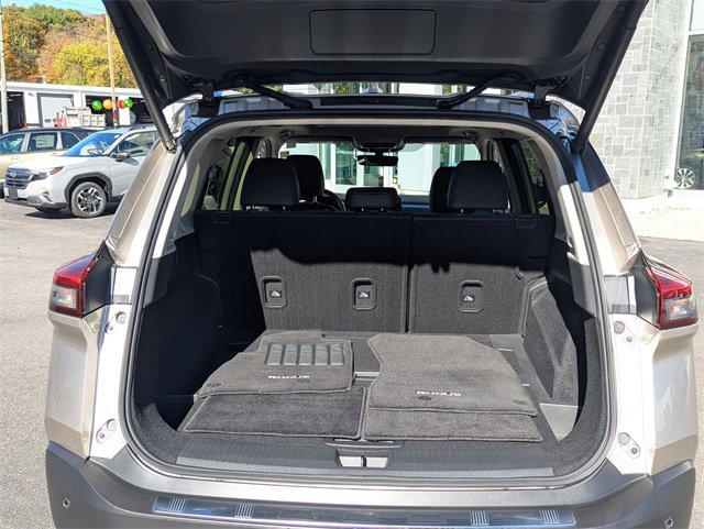 Used 2023 Nissan Rogue SL w/ SL Premium Package image 22