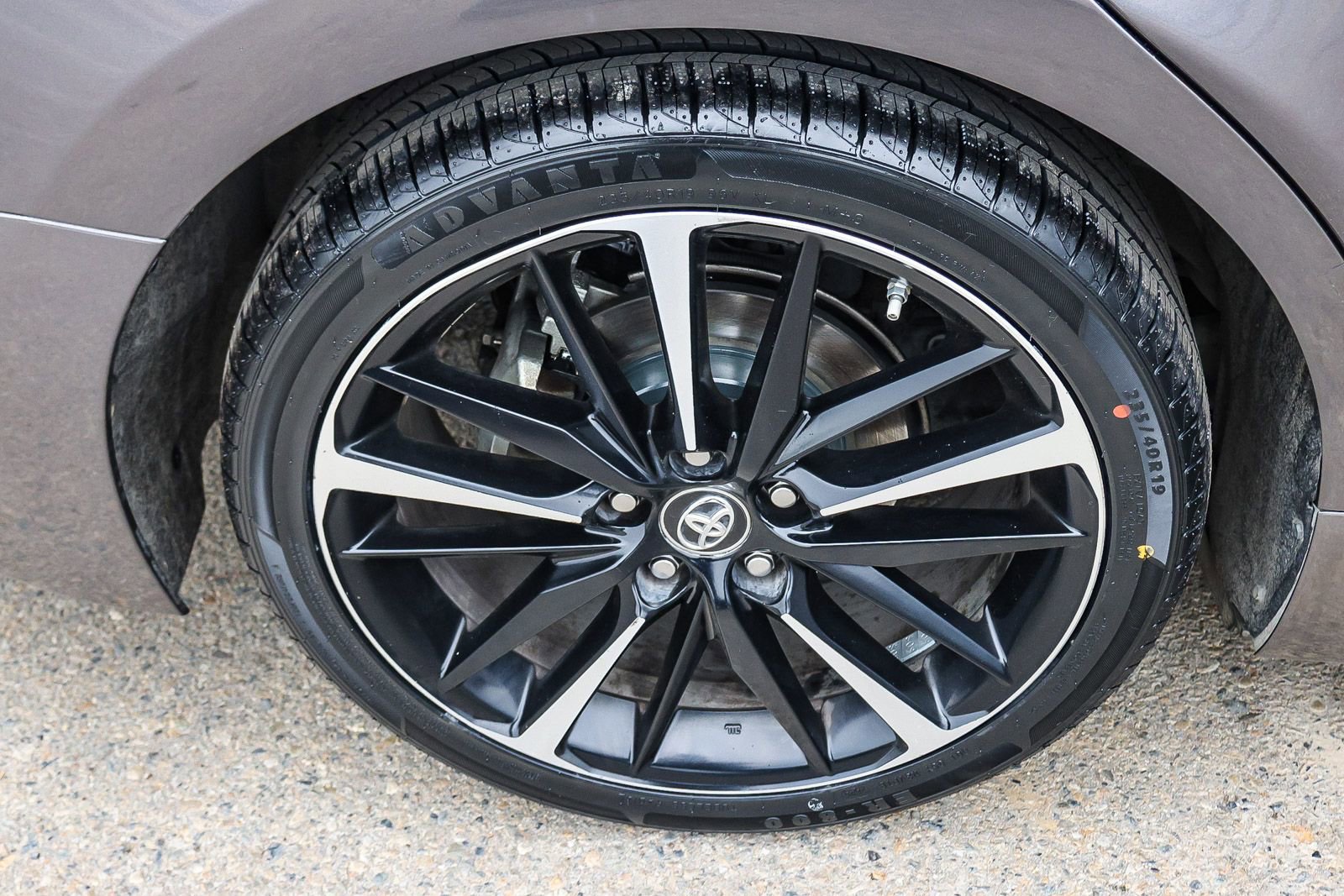 Used 2018 Toyota Camry XSE w/ Driver Assist Package image 13