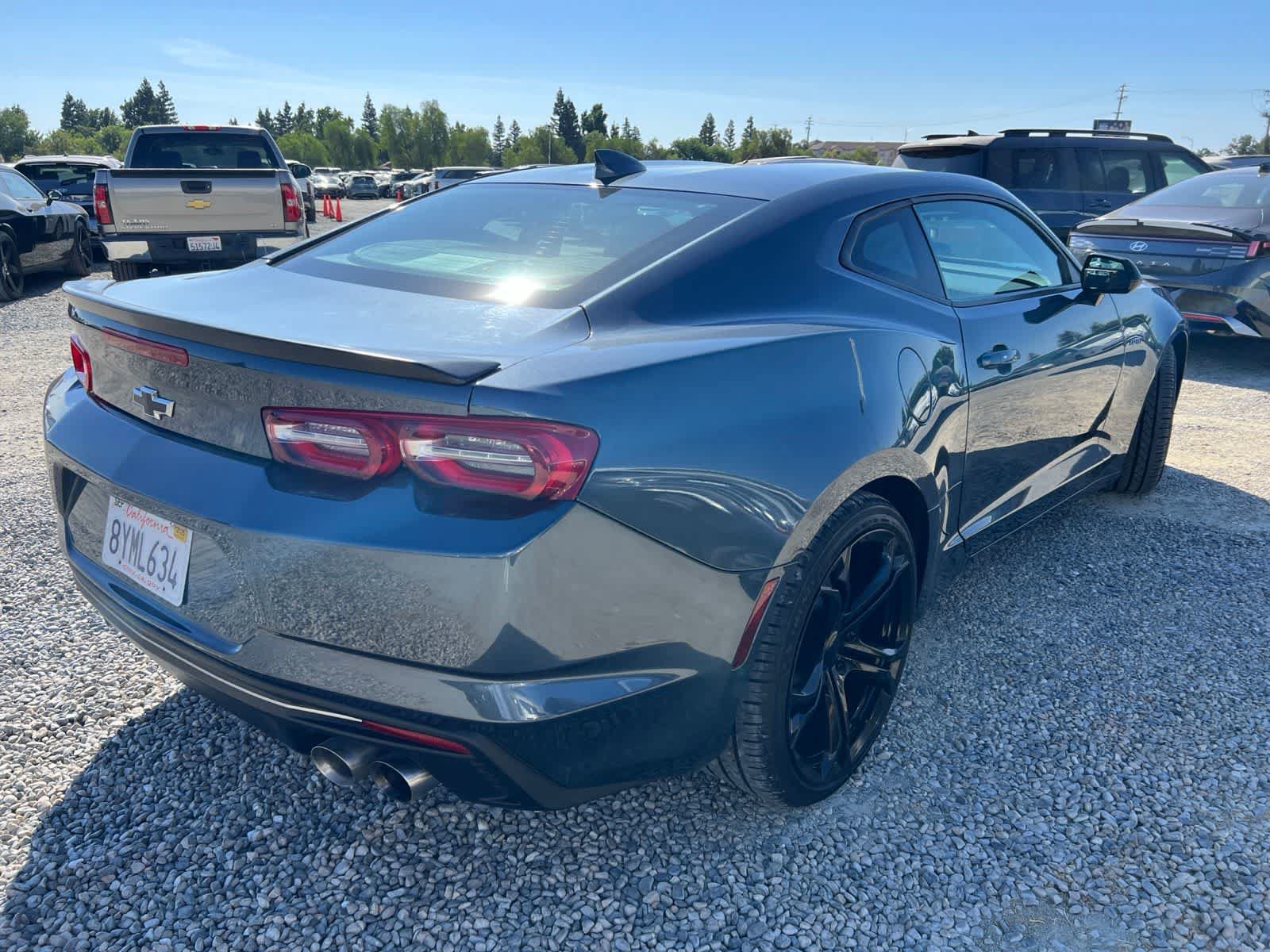 Used 2021 Chevrolet Camaro LT RWD image 5