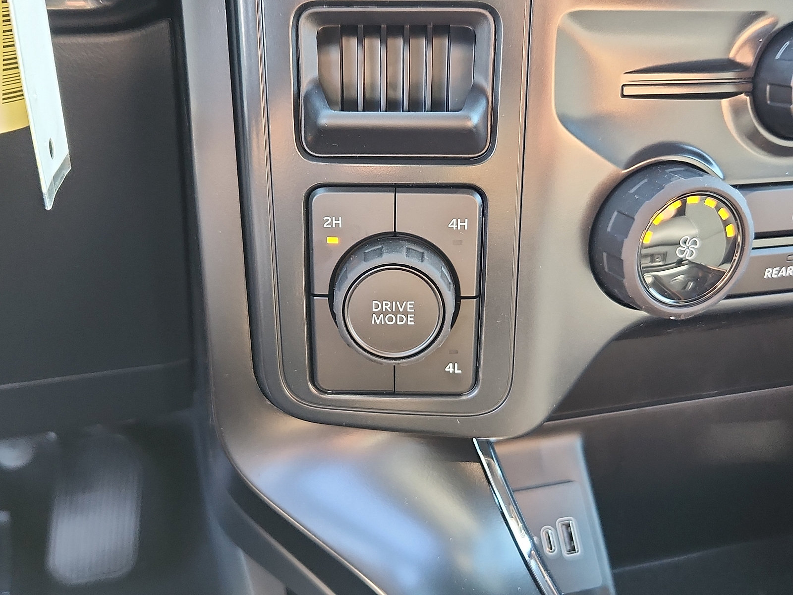 New 2026 Ford F150 STX w/ Equipment Group 200A AWD/4WD image 15