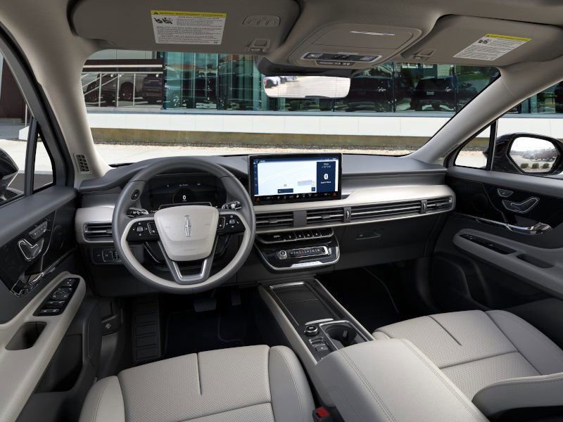 New 2025 Lincoln Corsair AWD w/ Equipment Group 101A image 9