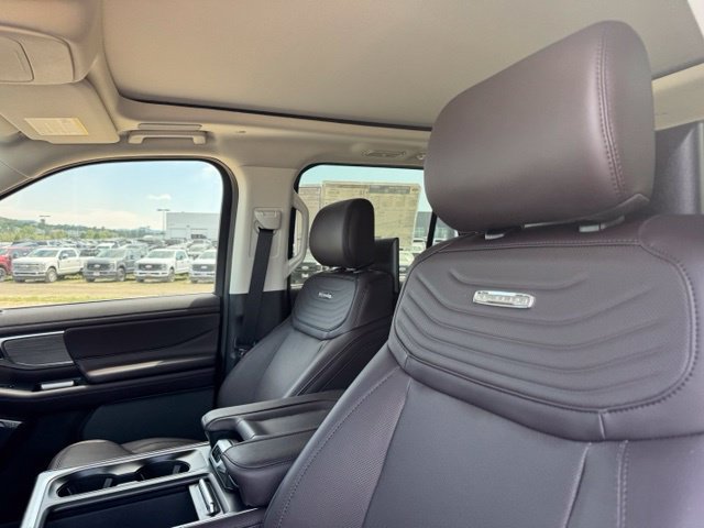 New 2026 Ford Expedition Max Platinum w/ Platinum Ultimate Package AWD/4WD image 12