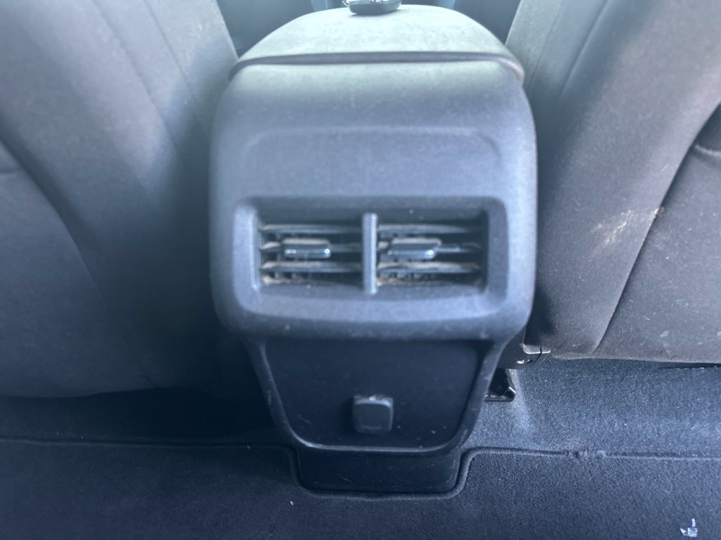 Used 2018 Chevrolet Equinox LT AWD/4WD image 30