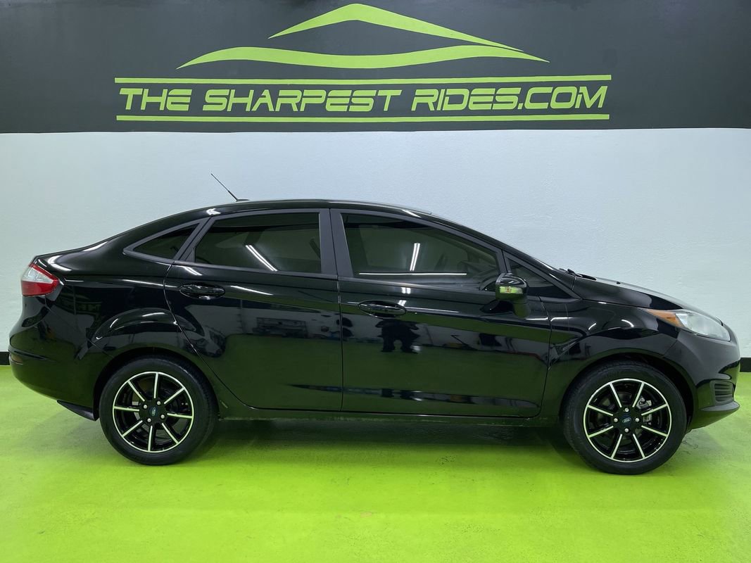 Used 2019 Ford Fiesta SE w/ Cold Weather Package image 10