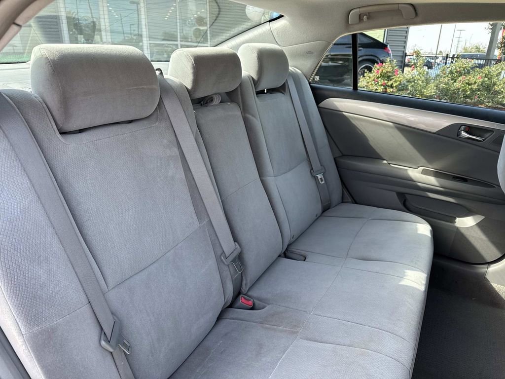 Used 2006 Toyota Avalon image 10