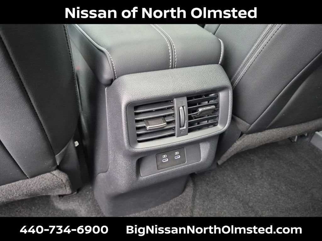 Certified 2025 Nissan Murano SL AWD/4WD image 22