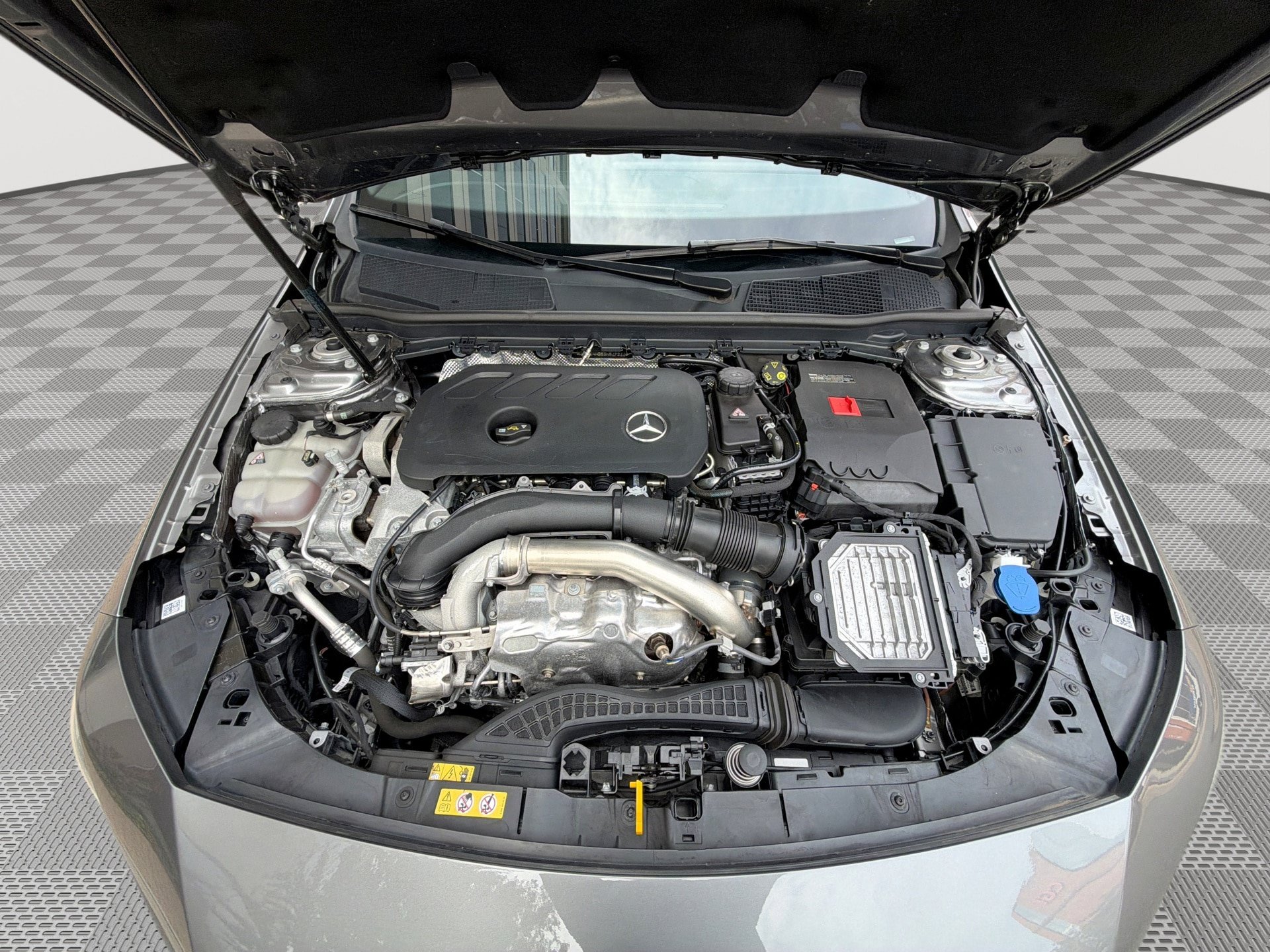 Used 2025 Mercedes-Benz CLA 250 4MATIC image 18