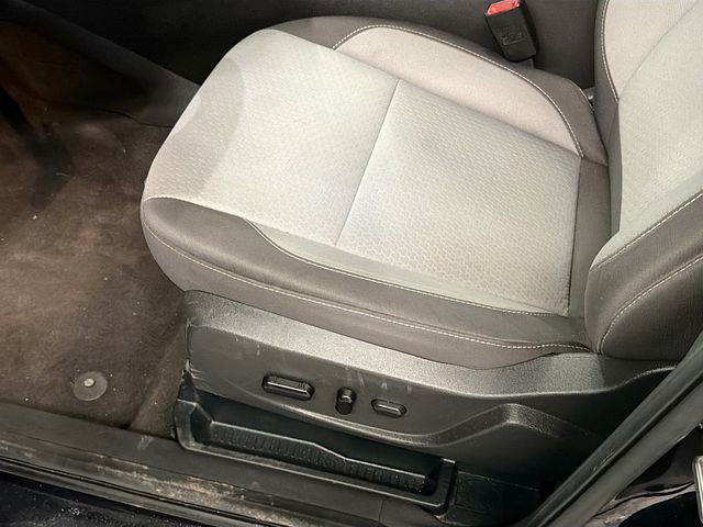 Used 2019 Ford Escape SE image 19