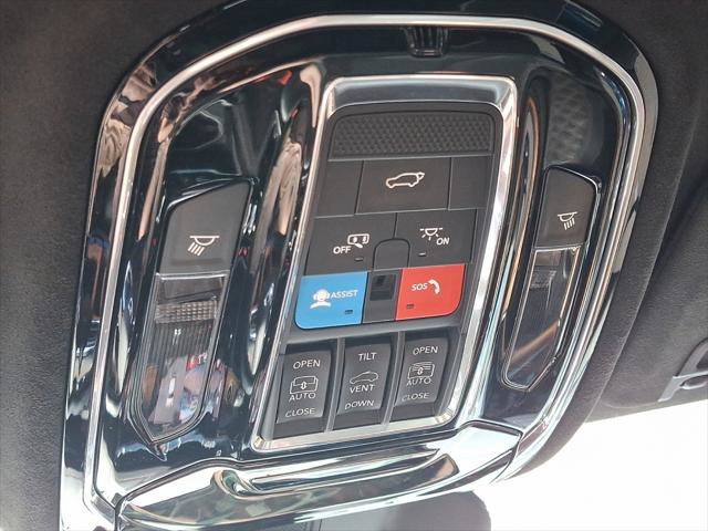 Certified 2024 Jeep Grand Cherokee Summit AWD/4WD image 32