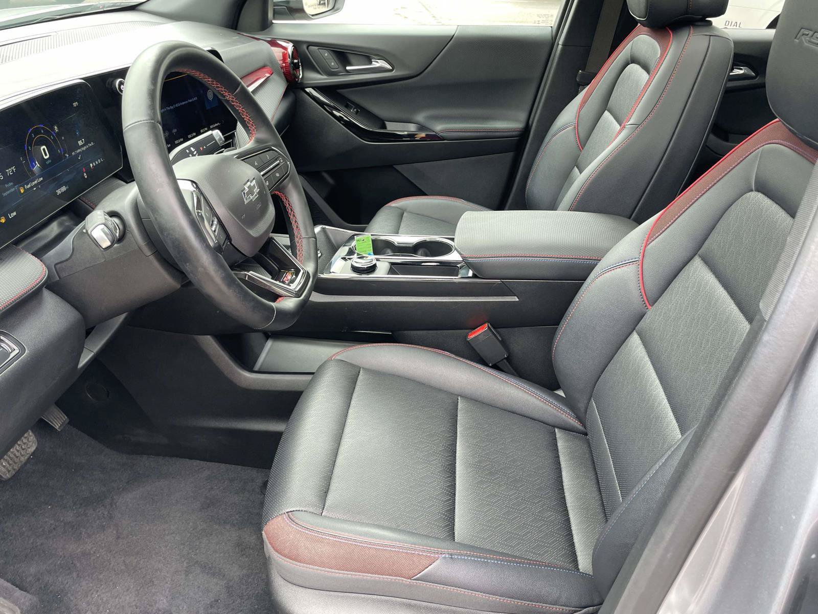 Used 2025 Chevrolet Equinox RS w/ Safety and Technology Package FWD image 12