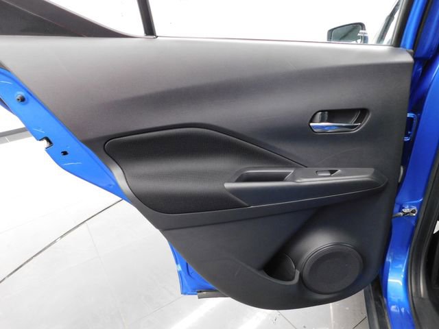 Used 2022 Nissan Kicks SV image 17